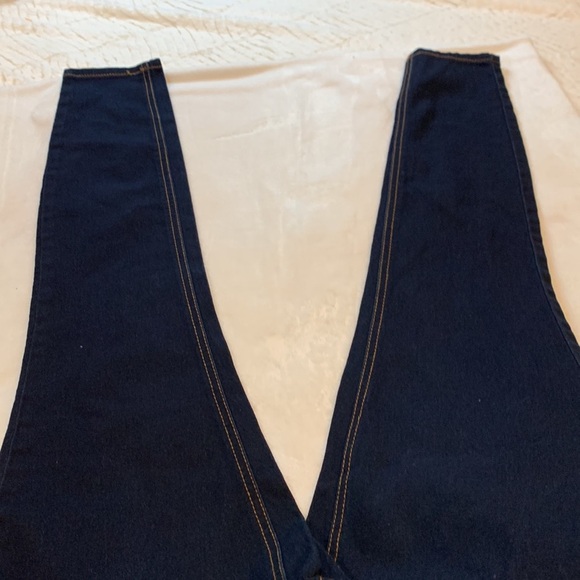 No Boundaries Indigo Stretch Jeggings. Standard 5-pockets. NWOT. Size 7. - Picture 3 of 4